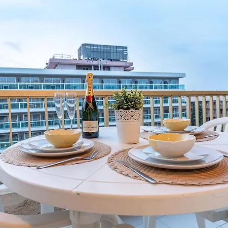 Moderno Cozy 5pax Wifi Aa Parking Apartment Salou