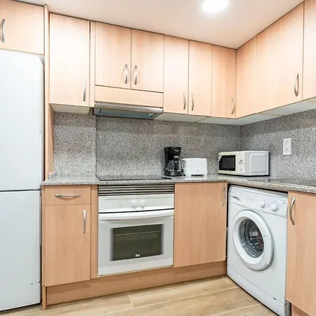 Moderno Cozy 5pax Wifi Aa Parking Apartment