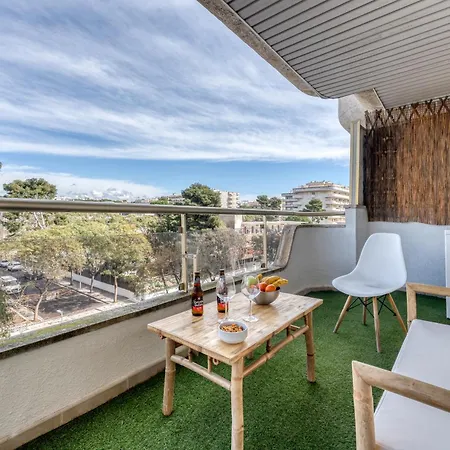Apartmán Moderno Cozy 5pax Wifi Aa Parking *